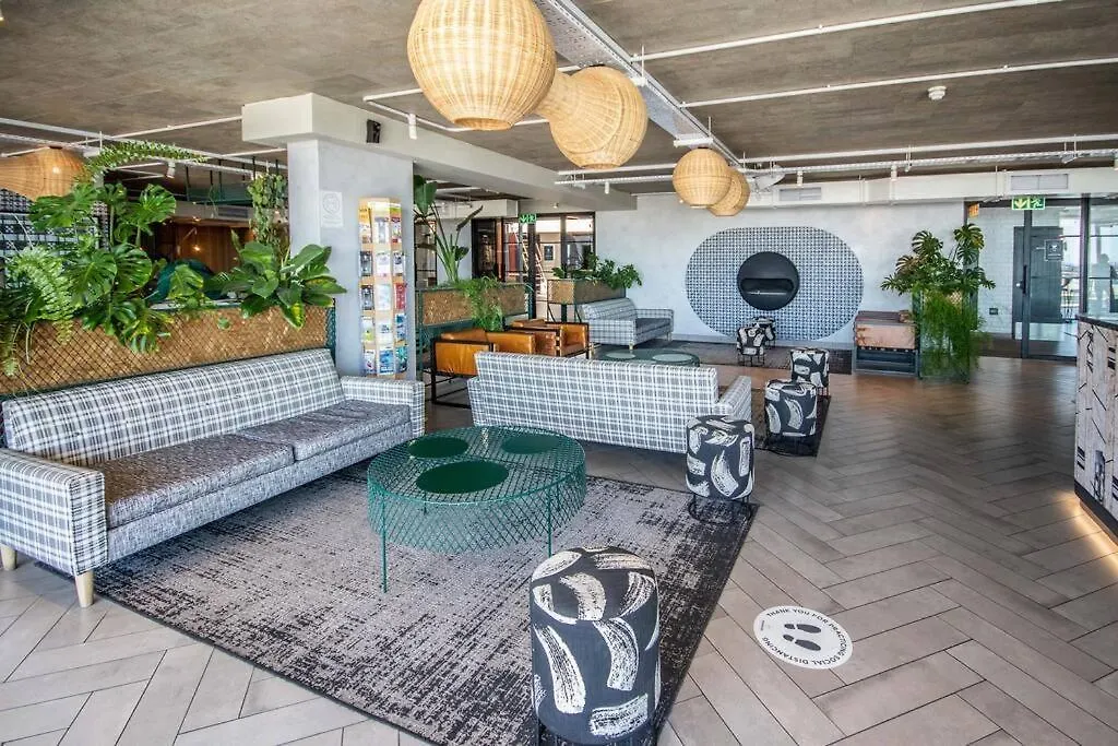 Apartment 504 Wex1 Hip And Happening Studio Cape Town